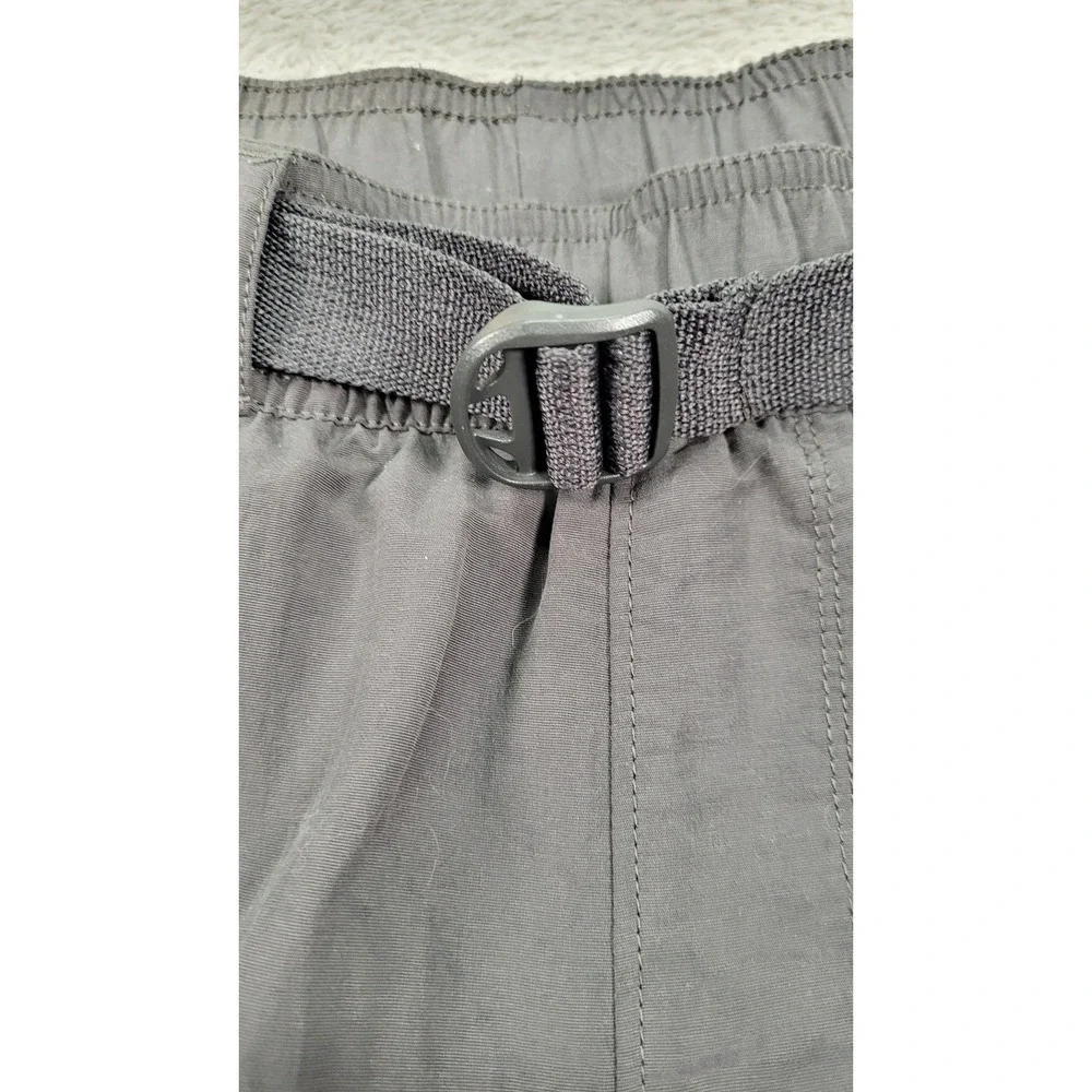 The North Face Mens FlashDry Belted Hiking Shorts Dark Gray Athletic Size Medium